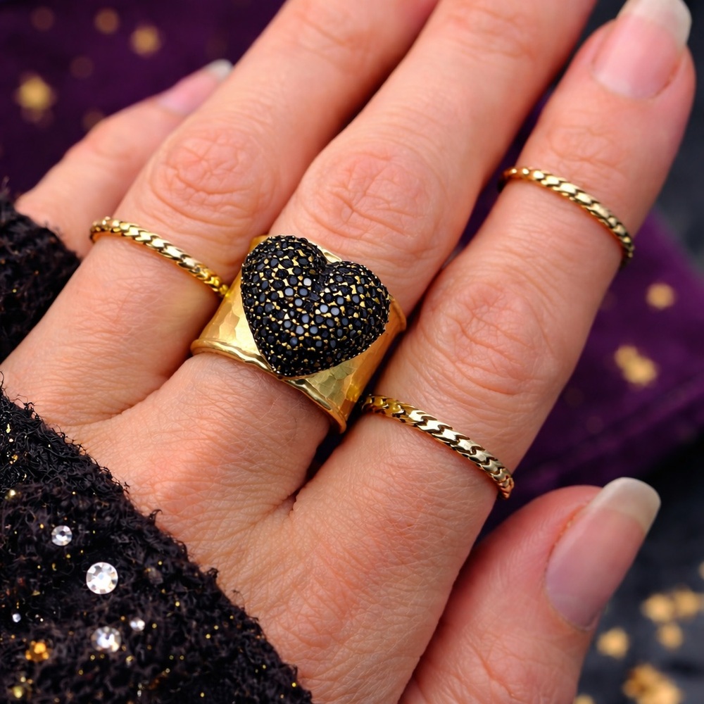 Black Rhinestone Heart Adjustable Ring - image 1